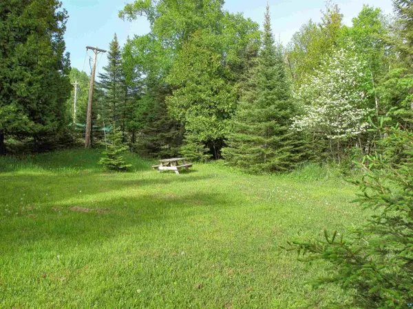 123456xx E 5th St, Grand Marais, MN 55604