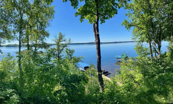 37460 Sunrise View Rd, Sturgeon Lake, MN 55783