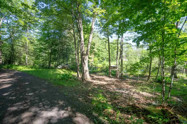8494 S Oliphant Rd, South Range, WI 54874