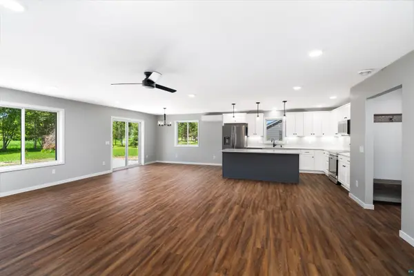 5573 Riverview Tr, Cromwell, MN 55726