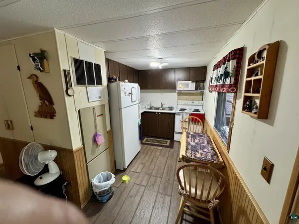7193 Jola Rd, Eveleth, MN 55734