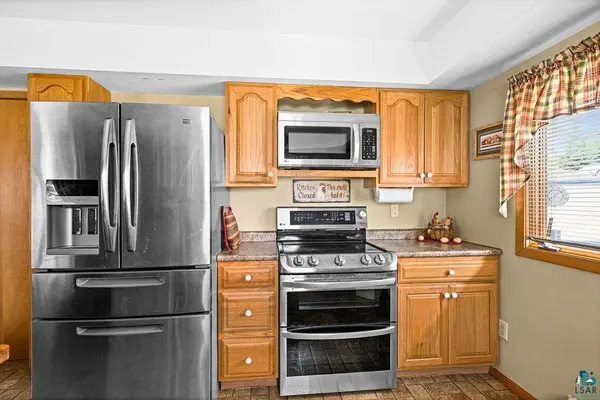 421 15th Ave, Two Harbors, MN 55616