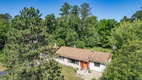 7709 Birch Ln, Eveleth, MN 55734