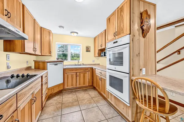9369 Pequaywan Lake Rd, Duluth, MN 55803