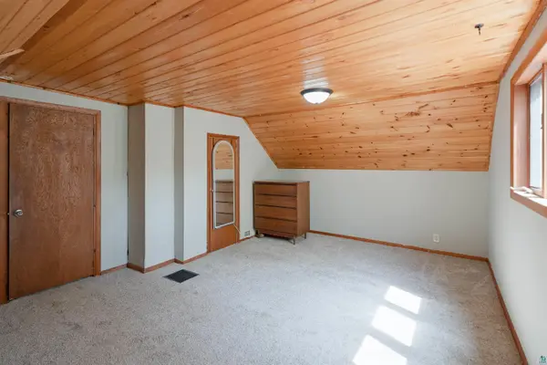 11611 E Main St, Lake Nebagamon, WI 54849