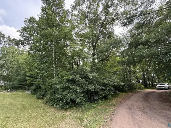 91XX E Hilltop Dr, Solon Springs, WI 54873