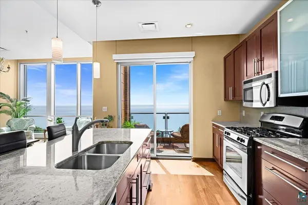 311 E Superior St #803, Duluth, MN 55802