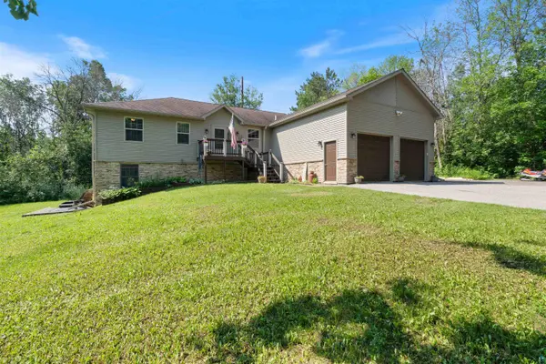 3526 Park Dr, Hermantown, MN 55810