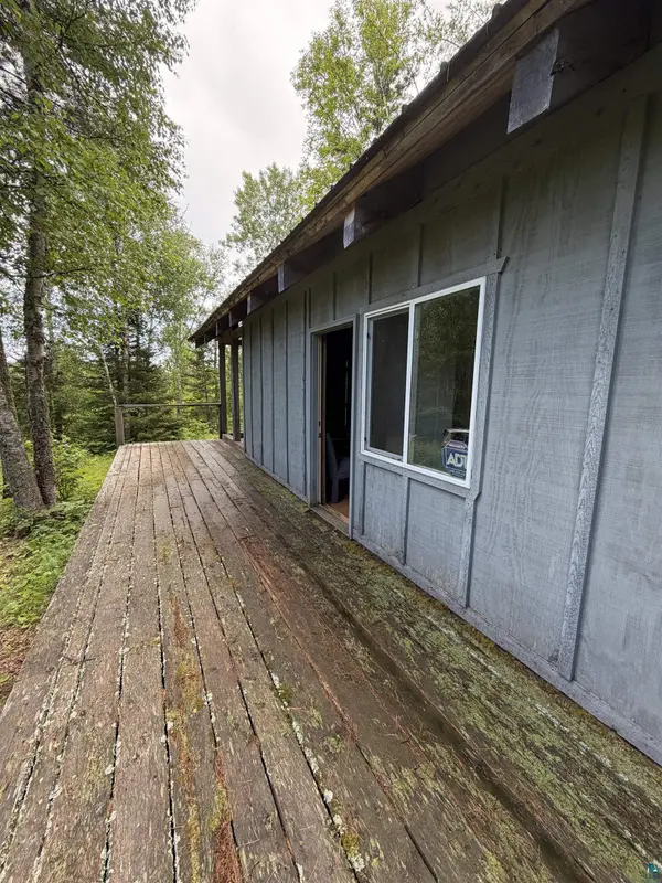 120 Brule Valley Tr, Hovland, MN 55606