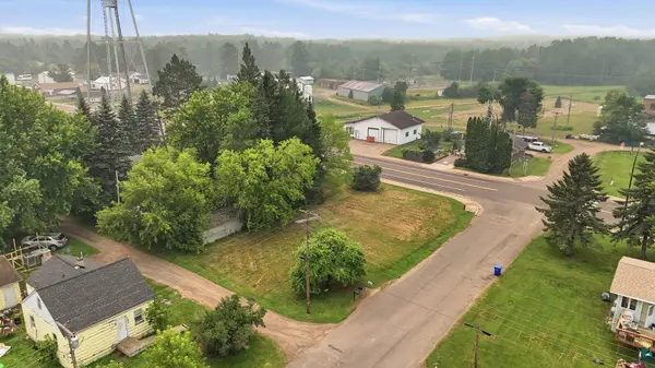 3934, 3936 Main St, Kettle River, MN 55757