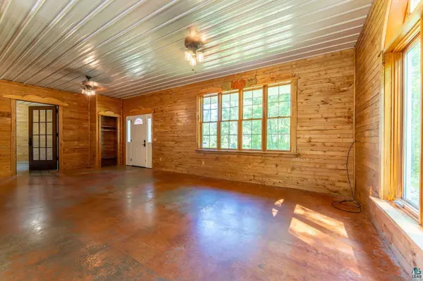 9734 Alango Rd, Angora, MN 55703