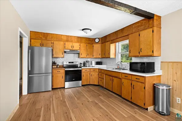 5433 Edwardson Rd, Silver Bay, MN 55614