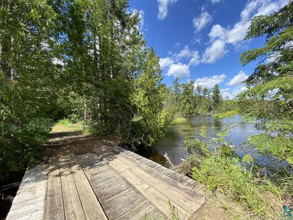 XXC Pine Peak Rd, Lutsen, MN 55612