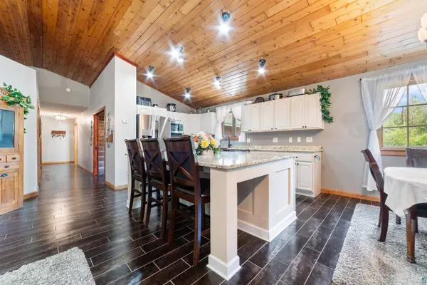 4279 Fayre Rd, Duluth, MN 55803