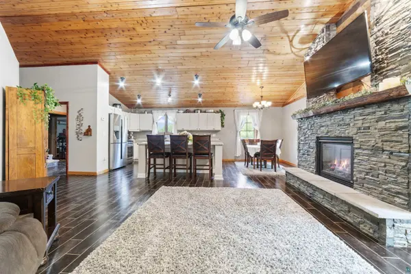 4279 Fayre Rd, Duluth, MN 55803