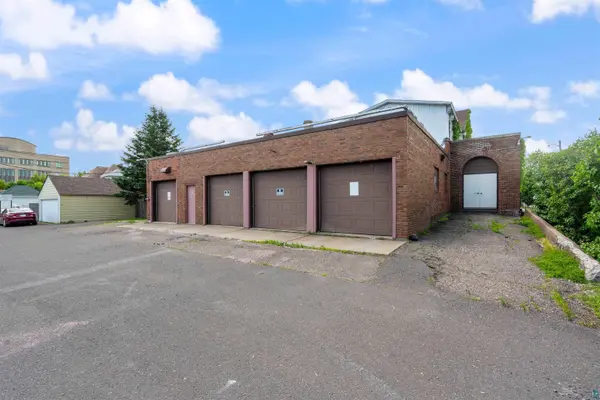 1304 Hammond Ave, Superior, WI 54880