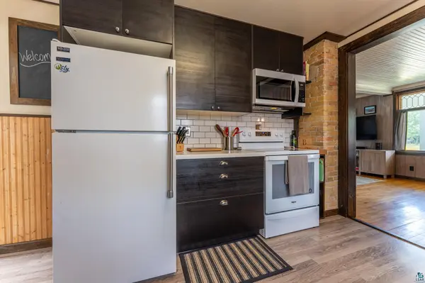 712 E Camp St, Ely, MN 55731