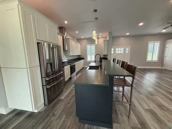 3139 W Tischer Rd, Duluth, MN 55803