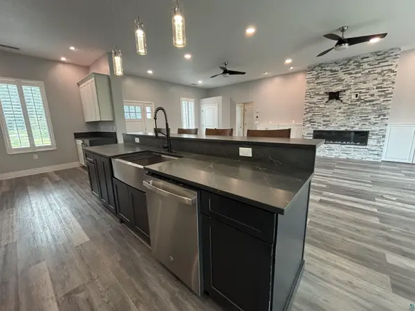 3139 W Tischer Rd, Duluth, MN 55803