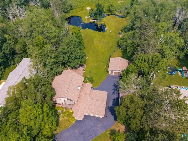 5195 Lavaque Jct Rd, Hermantown, MN 55811