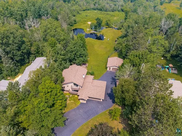 5195 Lavaque Jct Rd, Hermantown, MN 55811