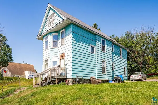 2403 & 2407 W 3rd St, Duluth, MN 55806