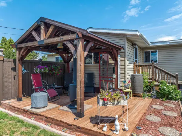 50 Cypress Dr, Babbitt, MN 55706