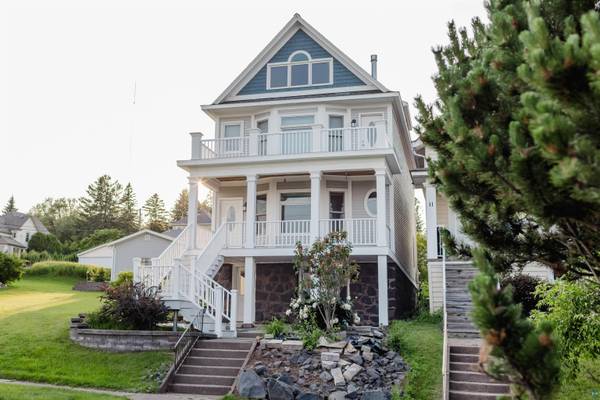 13 W 8th St, Duluth, MN 55805