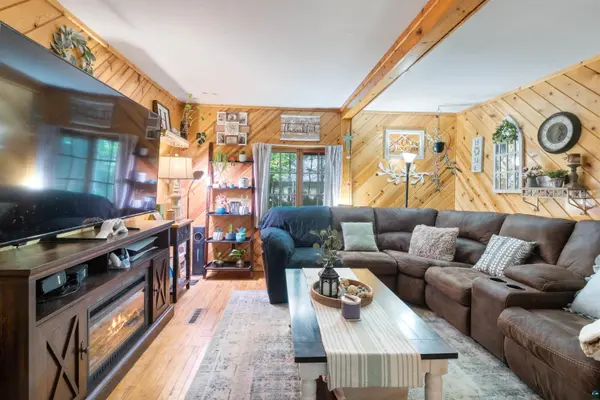 11266 S 5th St, Solon Springs, WI 54873