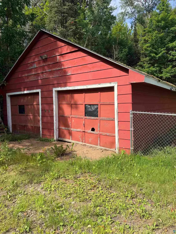 4813 S Mill Loop Rd, Maple, WI 54854-9011