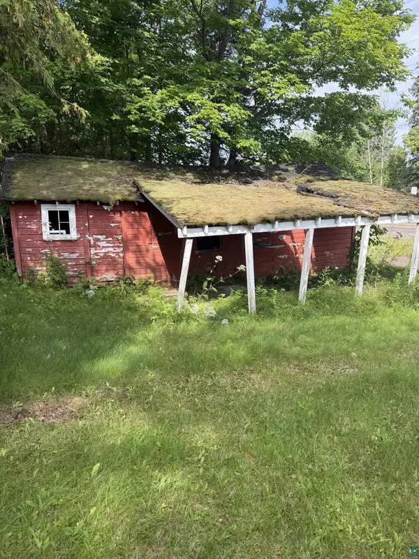 4813 S Mill Loop Rd, Maple, WI 54854-9011