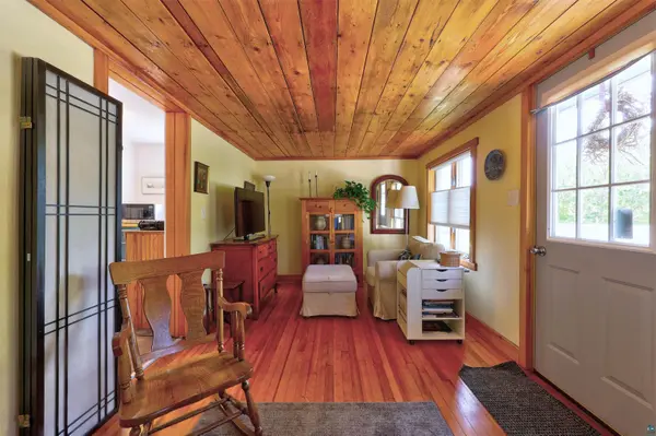 1810 6th St E, Ashland, WI 54806
