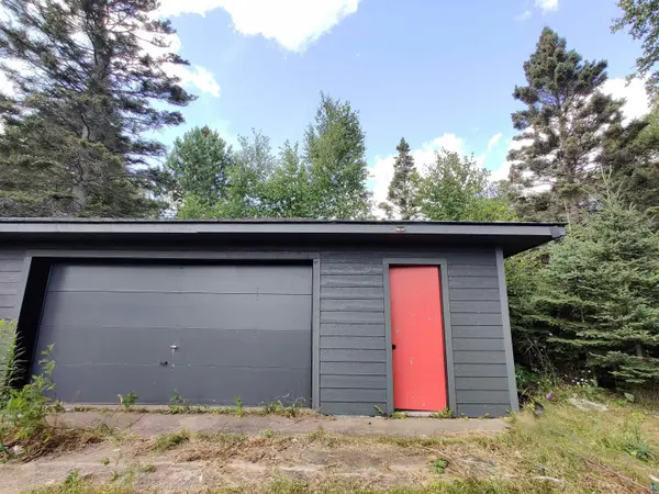 5273 Hwy 61 W, Lutsen, MN 55612