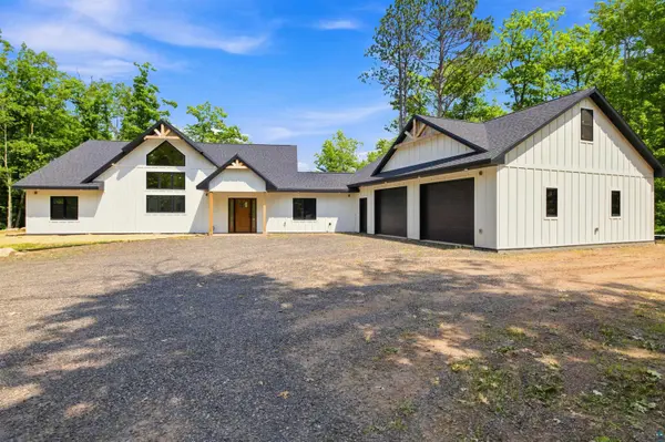 20410 Siskiwit Shores, Cornucopia, WI 54827