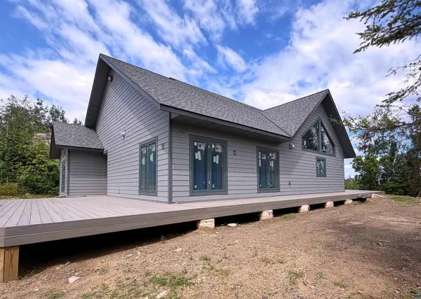 152 Sag Lake Tr, Grand Marais, MN 55604