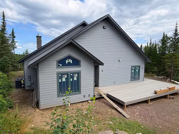 152 Sag Lake Tr, Grand Marais, MN 55604