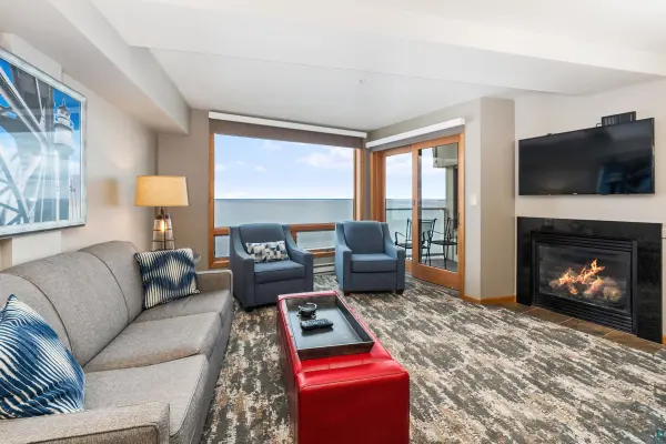 2100 Water St #302A, Duluth, MN 55812