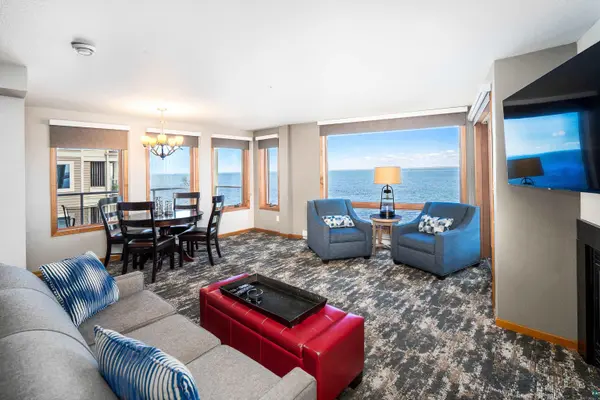 2100 Water St #207A, Duluth, MN 55812