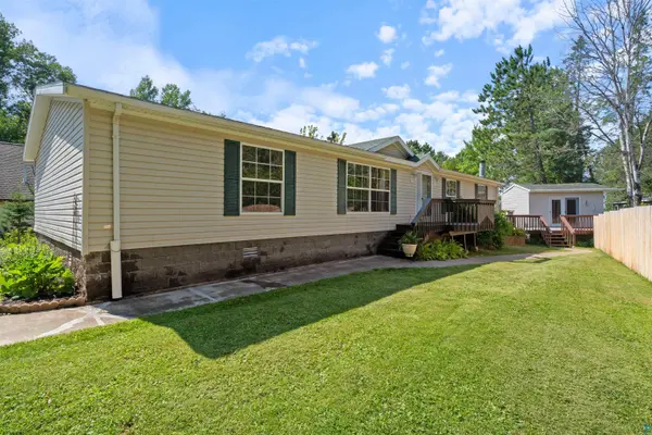 5957 Sunny Ln, Duluth, MN 55811