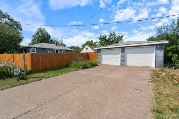 1354 91st Ave W, Duluth, MN 55808