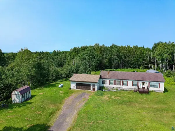68675 Pine Creek Rd, Pilsen, WI 54806