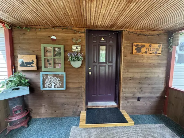 37647 Teal Dr, Sturgeon Lake, MN 55783