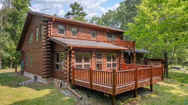 2762 Cedar Lake Rd, Ely, MN 55731