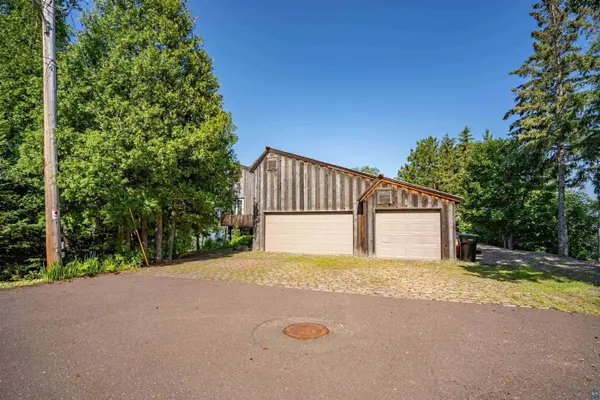26 St. Albans Rd, Superior, WI 54880