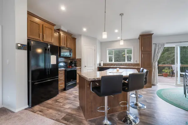 4215 E Neuman Rd, Superior, WI 54880