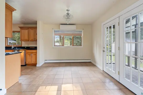 4 Highgate St, Superior, WI 54880