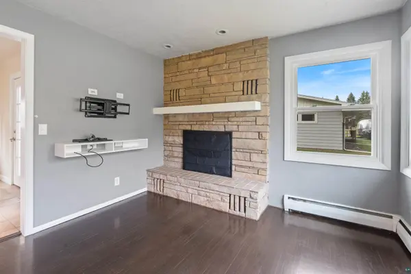 4 Highgate St, Superior, WI 54880