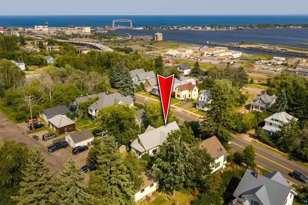 1323 W 1st St, Duluth, MN 55806