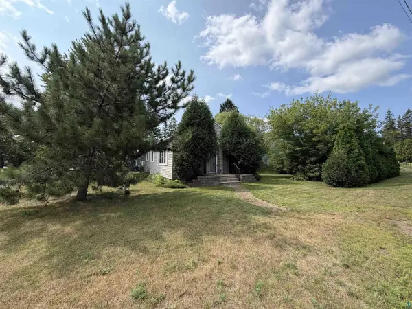 1108 Prospect Ave, Cloquet, MN 55720