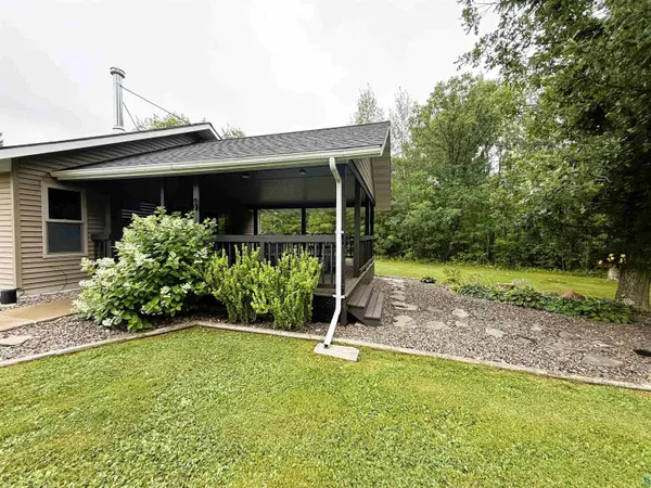 5080 Tower Rd, Moose Lake, MN 55767